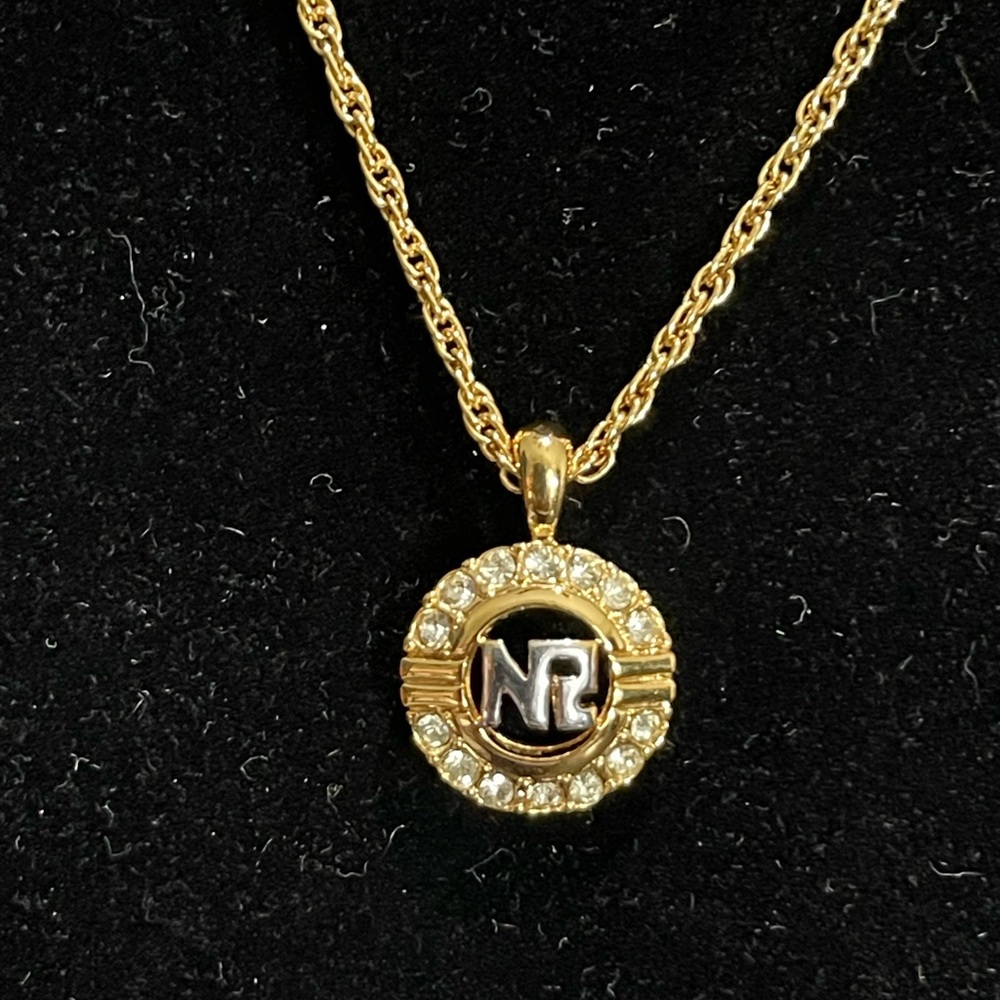 Nina Ricci Necklace - Picture 2 of 4